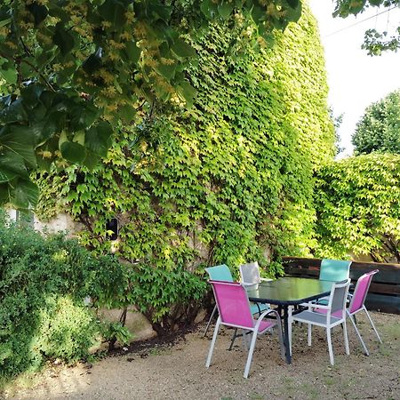 Gite De Charme - 3 Chambres, 5 Lits - De 4 A 7 Personnes 阿瓦同 外观 照片